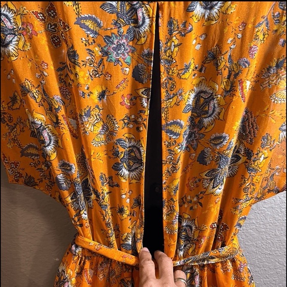 #94 Stradivarius floral on orange Dolman sleeve mini Dress size small - Picture 5 of 8